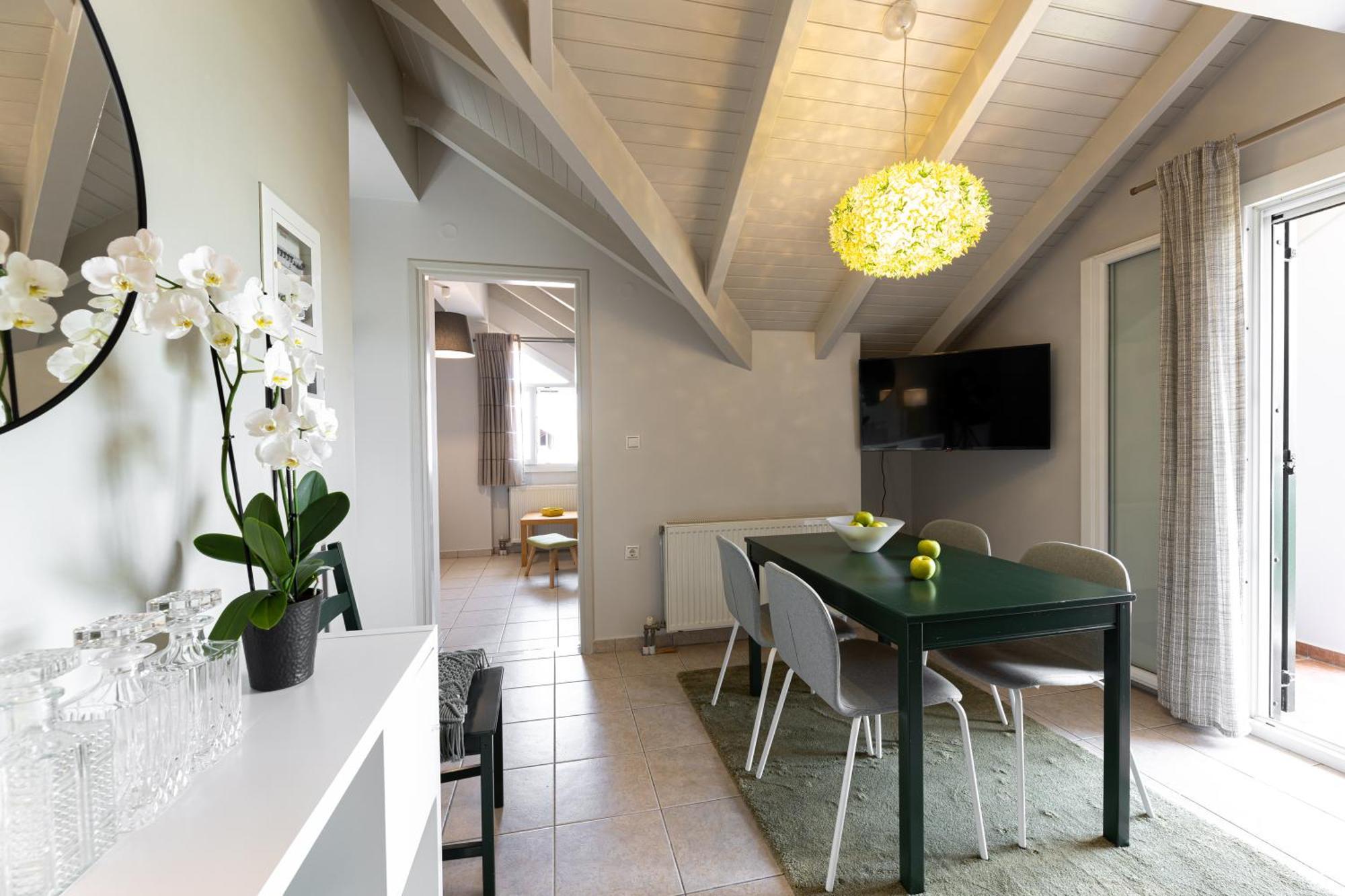 Domus City Apartment Аргостолион Екстериор снимка